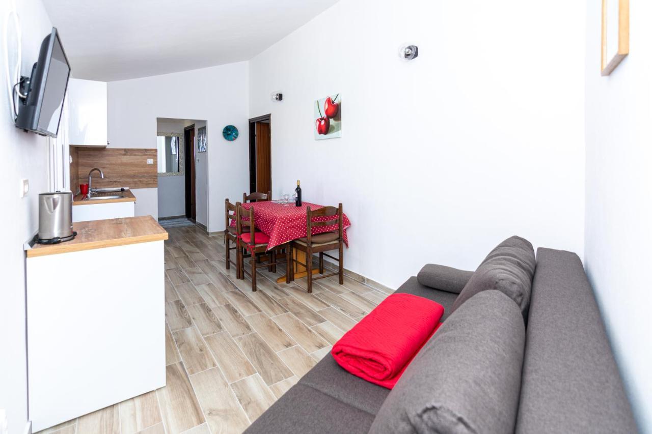 Apartment Plemic Pag Town Exteriör bild